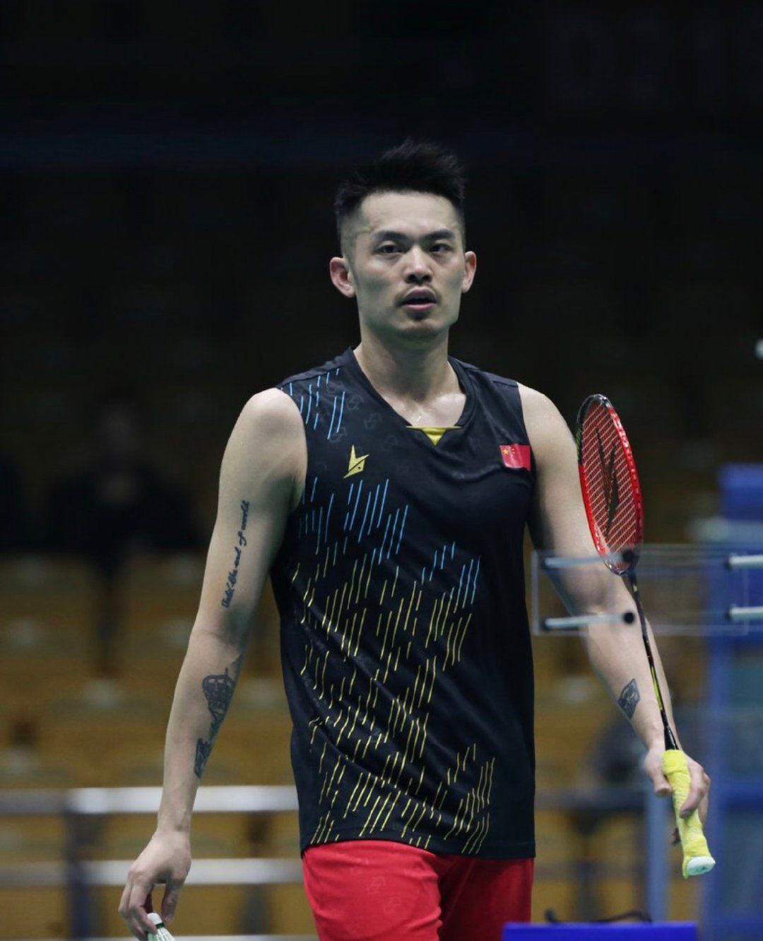 围感到震惊 围感到震惊