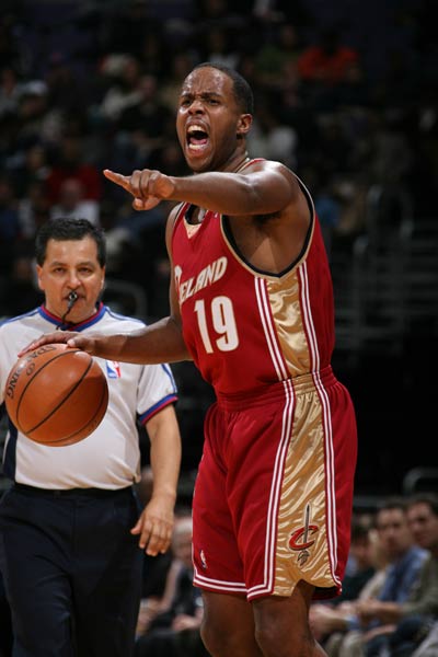 员特点的适 员特点的适