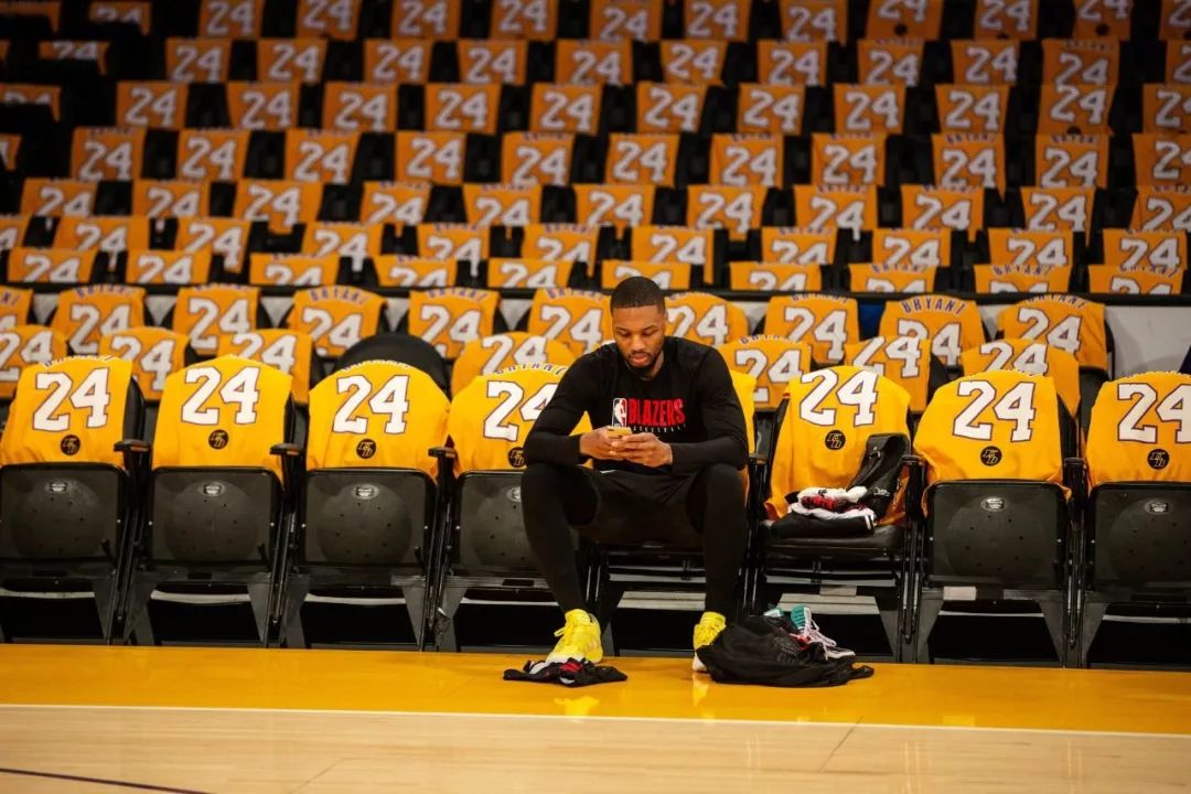 发窗口切小 发窗口切小